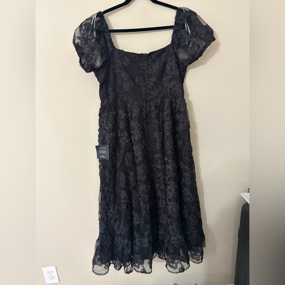 Lulu's Black Floral Lace Midi Dress - Picture 5 of 7